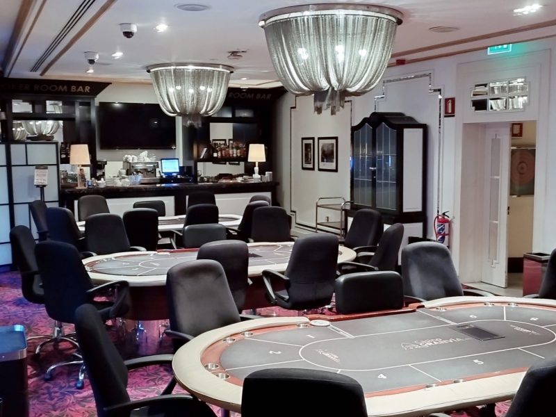 Poker Room Bar